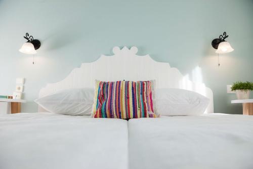 7 Brothers Hotel – Poros, PA