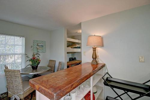 Kahuna Cottage - image 12