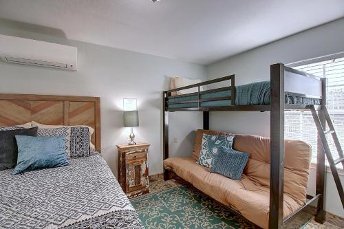 Kahuna Cottage - image 14