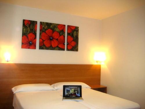 Hostal Madrazo