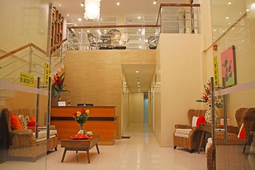 B&B Legaspi - Thirdys Tourist Inn - Bed and Breakfast Legaspi