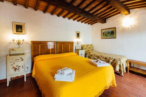 Villa with 6 bedrooms in Santa Fiora with private pool and furnished terrace 40 km from the beach - image 10