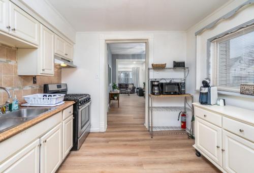 Beautiful Apartment on the west side in Buffalo detail