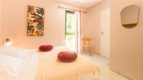 Villa Spacieuse avec Jacuzzi Privatif - image 12