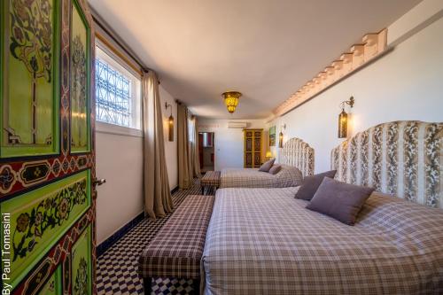 room detail thumbnail 1