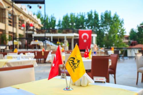 Orka Club Hotel & Villas - image 7
