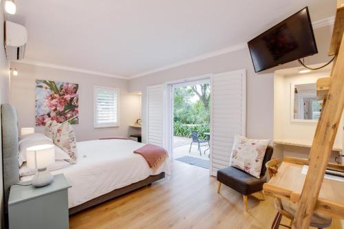 284869578 Amberhall Guesthouse