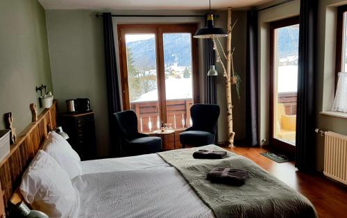 King Room with Balcony