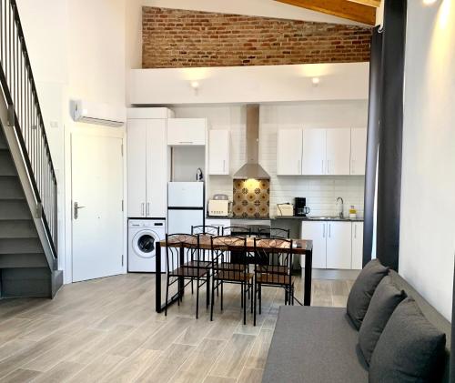 Apartment - Split Level