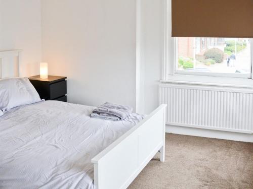 Corner House apartment - image 7