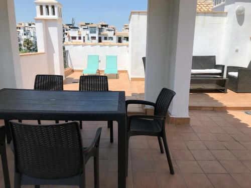 Apartamento VenAVera Playa Jardines de Nuevo Vera F2-2B Ático Primera Línea WIFI - image 6