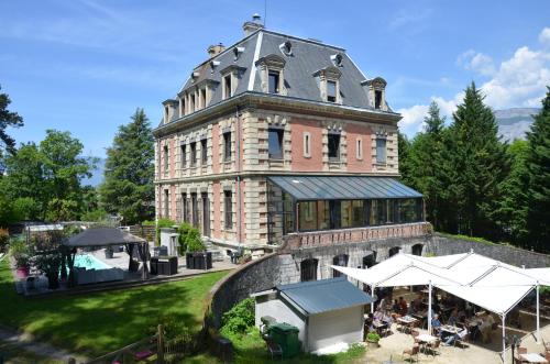 le château des arènes - Accommodation - Gières