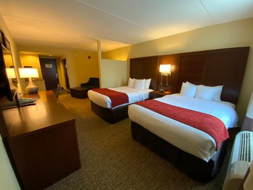 Double Suite with Two Double Beds - Non-Smoking