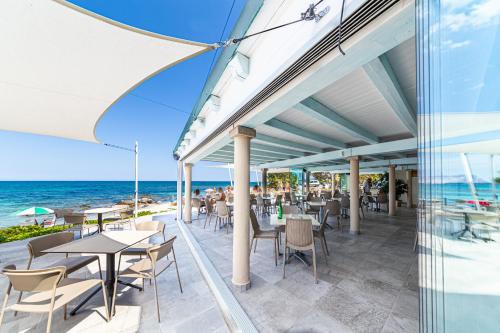 Pub/Lounge, Hotel L Esagono in San Teodoro Városközpont