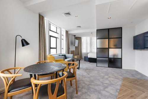 ทัศนียภาพ, แอร์เดล บูทิก สวีท (Airedale Boutique Suites) near สวนสาธารณะ อัลเบิร์ต