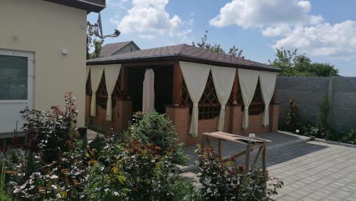 Гостевой Дом ,Breeze (Гостевои Дом ,Breeze) in Chornomorsk