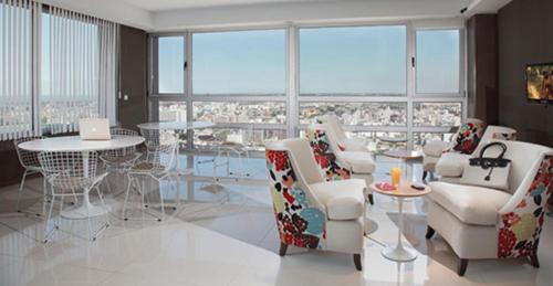 Bar/lounge, Quartier San Telmo Luxury Pool Gym & Spa, piscina climatizada near Farma Social