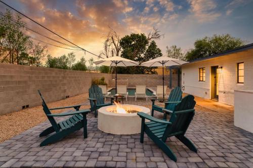 Cobalt - Modern Getaway w Pool - Close To Old Town