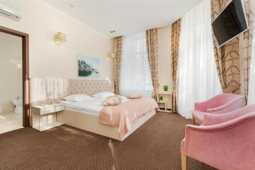 Hotel 52 - image 11