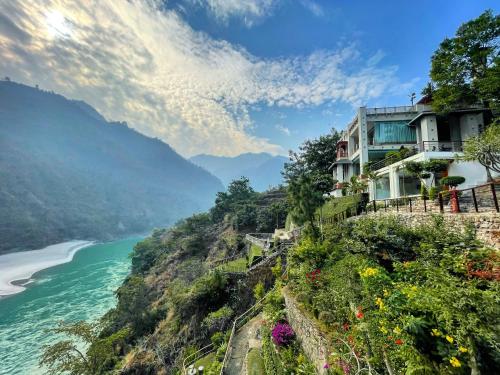 Raga On the Ganges