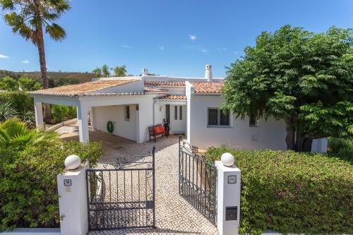 Exterior view, Villa Sagres in Monte Canelas