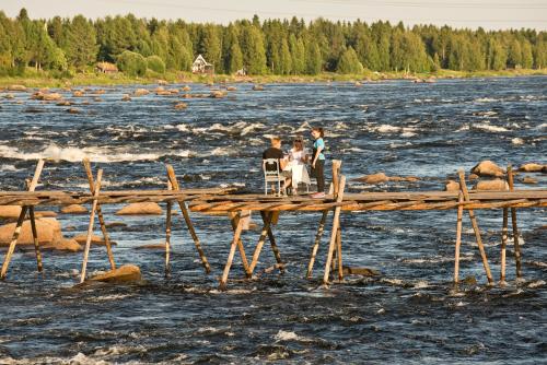 Kukkolaforsen Turist & Konferens