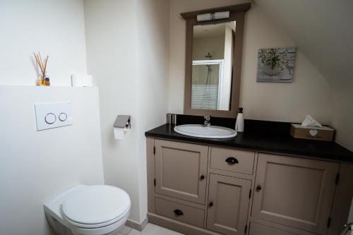 Dartmoor Cottage - image 2