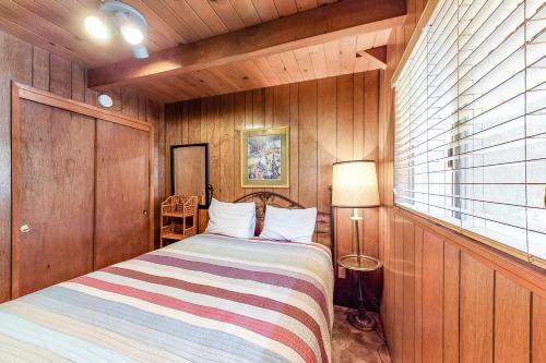 Allen Edgewater Retreat - image 8