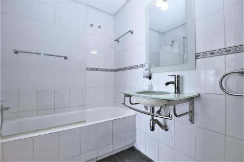 Apartment LONDON - image 2