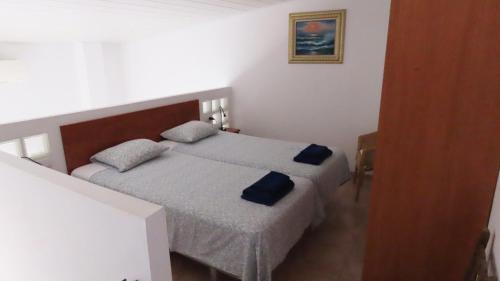 Apartamentos Nerjaluna - image 10
