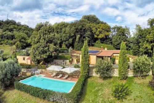  Villa Le Vignacce, Ferienwohnung in Lustignano