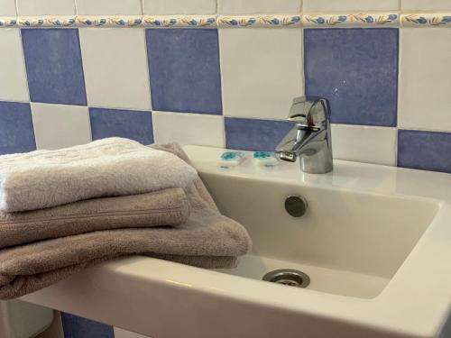 Apartamentos Nerjaluna - image 5