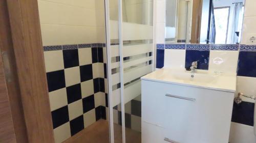 Apartamentos Nerjaluna - image 3