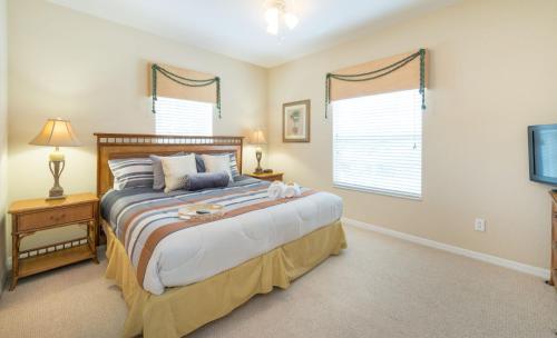 Near Disney - 3BR Family Home - Private Hot Tub - image 6