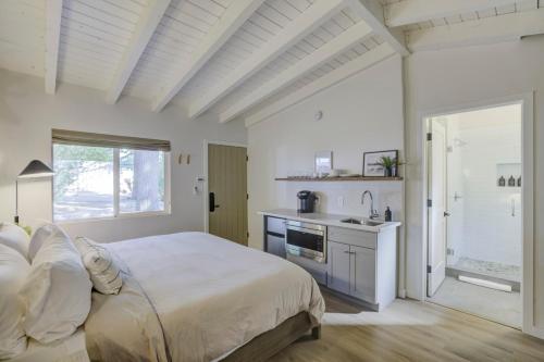 South Lake Chalet-Boutique Suite-Minutes to Heavenly & Lake Tahoe - Apartment - South Lake Tahoe