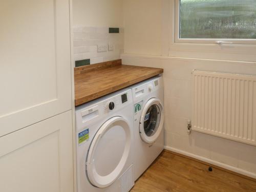 Hardy Cottage - image 4