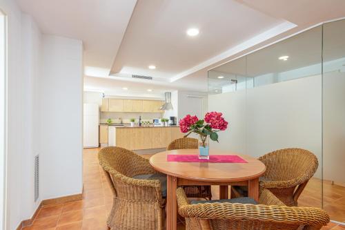 Apart-Rent Apartament Av Rhode Entresol - image 8