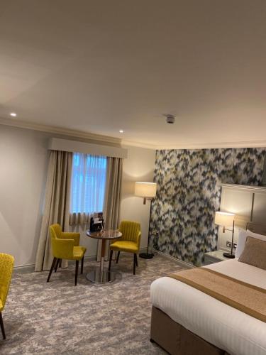 room detail thumbnail 1