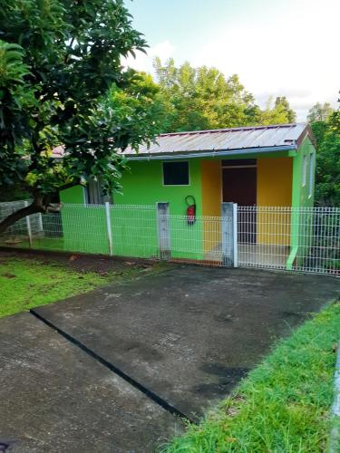 Maison d'une chambre avec piscine partagee jardin clos et wifi a Sainte Luce - Location saisonnière - Sainte-Luce