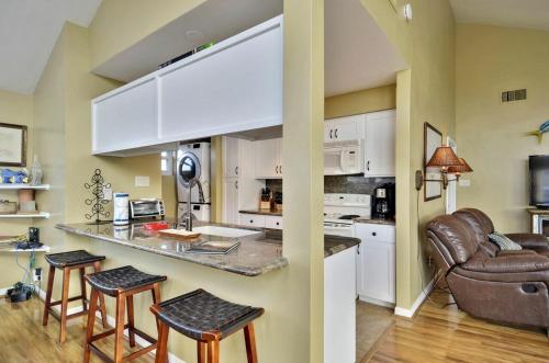 A Sunny Sandbar by Ryson Vacation Rentals - main image