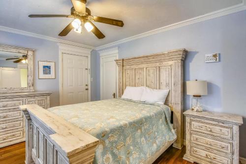 The Turquoise Turtle by Ryson Vacation Rentals