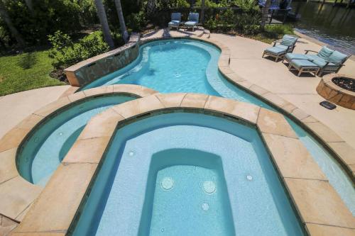 The K and R Resort by Ryson Vacation Rentals