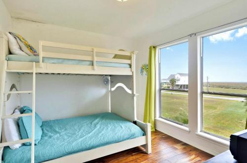 Sunshine Dreams by Ryson Vacation Rentals - main image