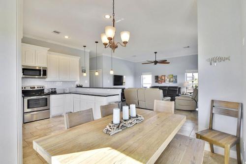 Serenity by Ryson Vacation Rentals - image 8