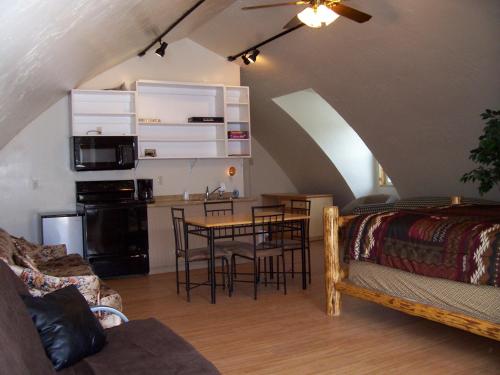 Sky Eco - Cabins & Studios thumb 2