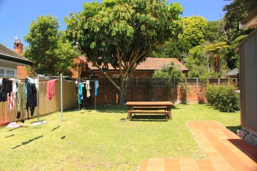 Manly Bunkhouse - image 12