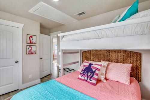 Lil Blue by Ryson Vacation Rentals - image 8