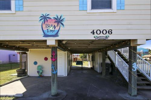 Isle 'N Time by Ryson Vacation Rentals - image 5