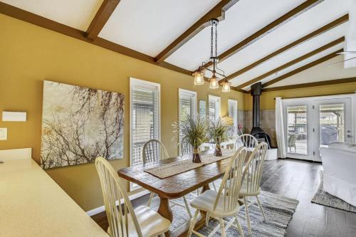 Island Life by Ryson Vacation Rentals - image 3