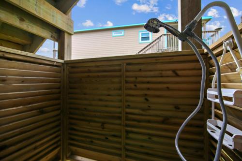 Family Tides by Ryson Vacation Rentals - image 4